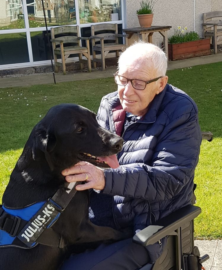 Back from ‘fur’ lough – Aberdeen care home resident reunited with much loved four-legged friend after a year apart